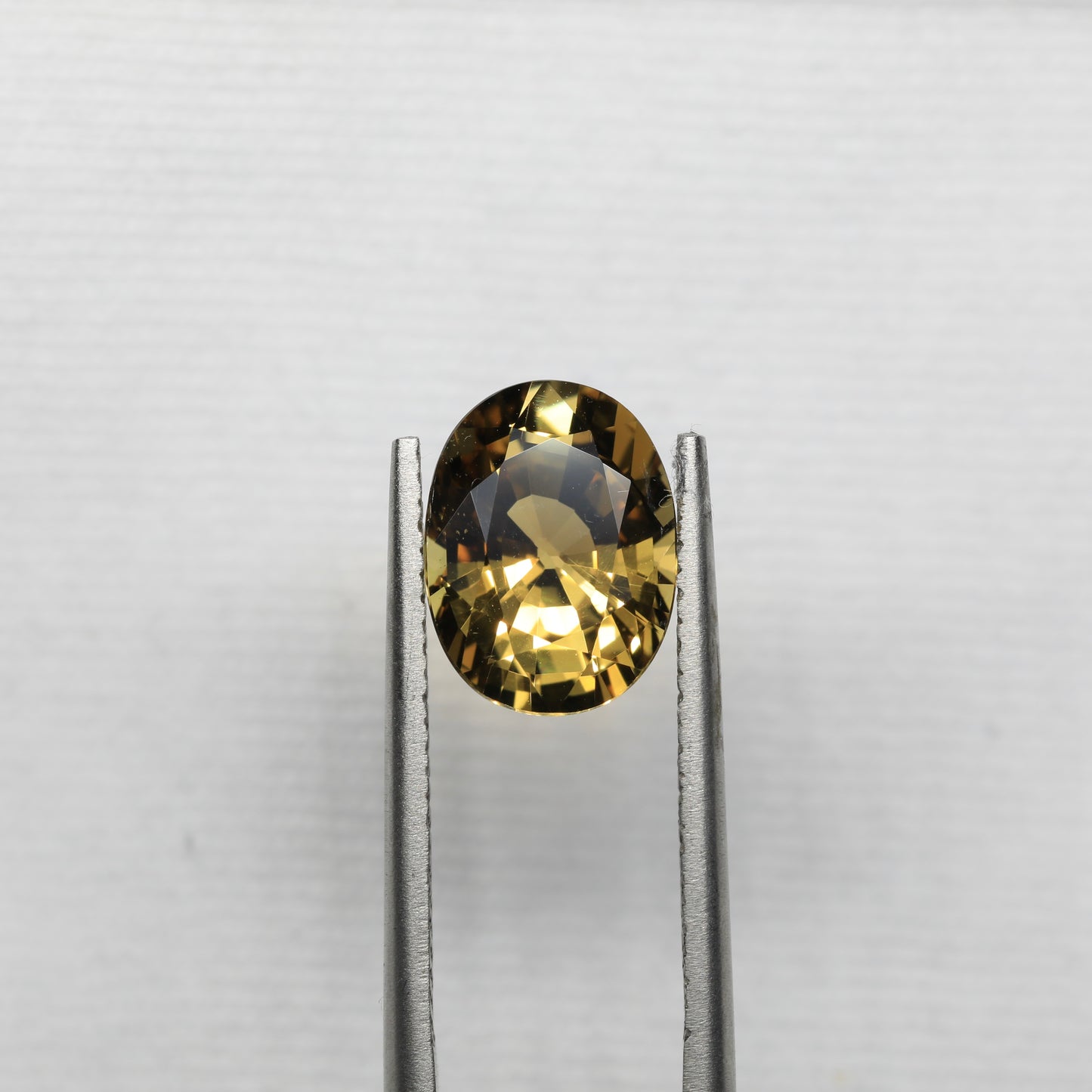 Natural Honey Chrysoberyl From Colombo, Sri-Lanka