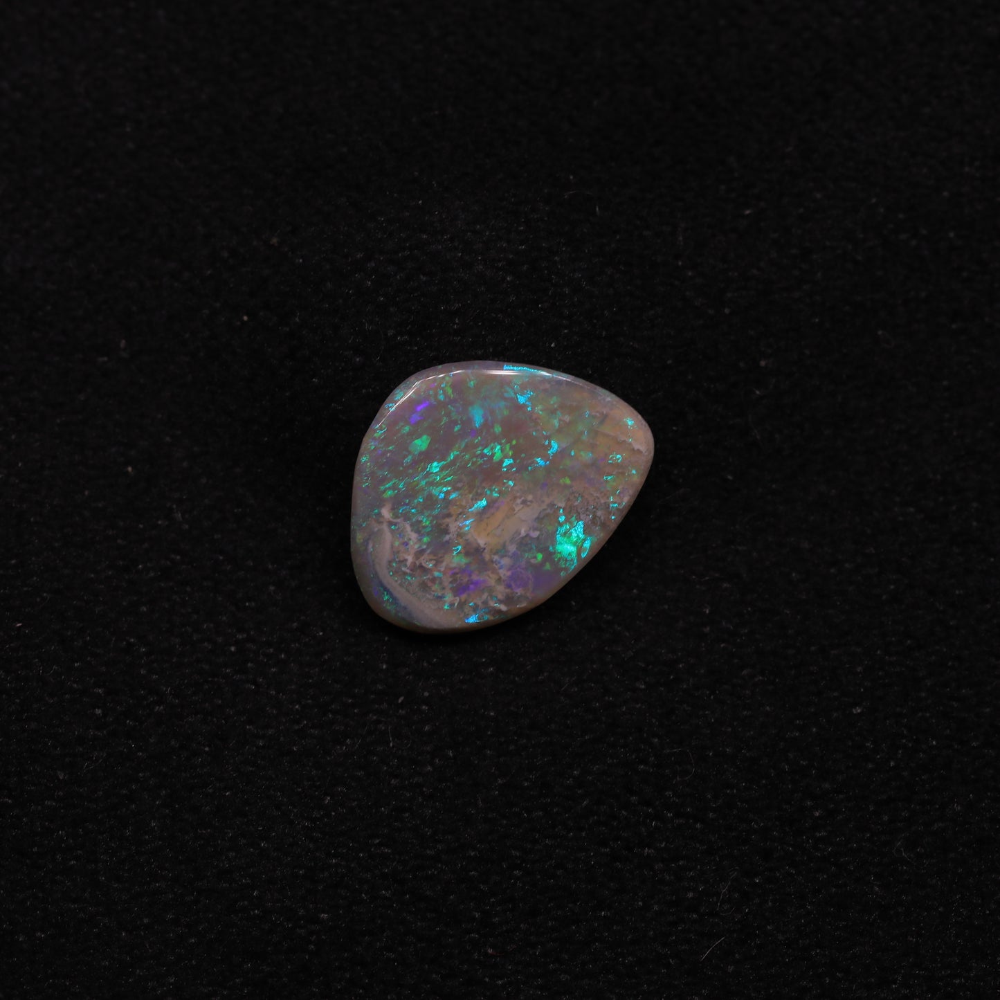 White Opal From Lightning Ridge, Australia