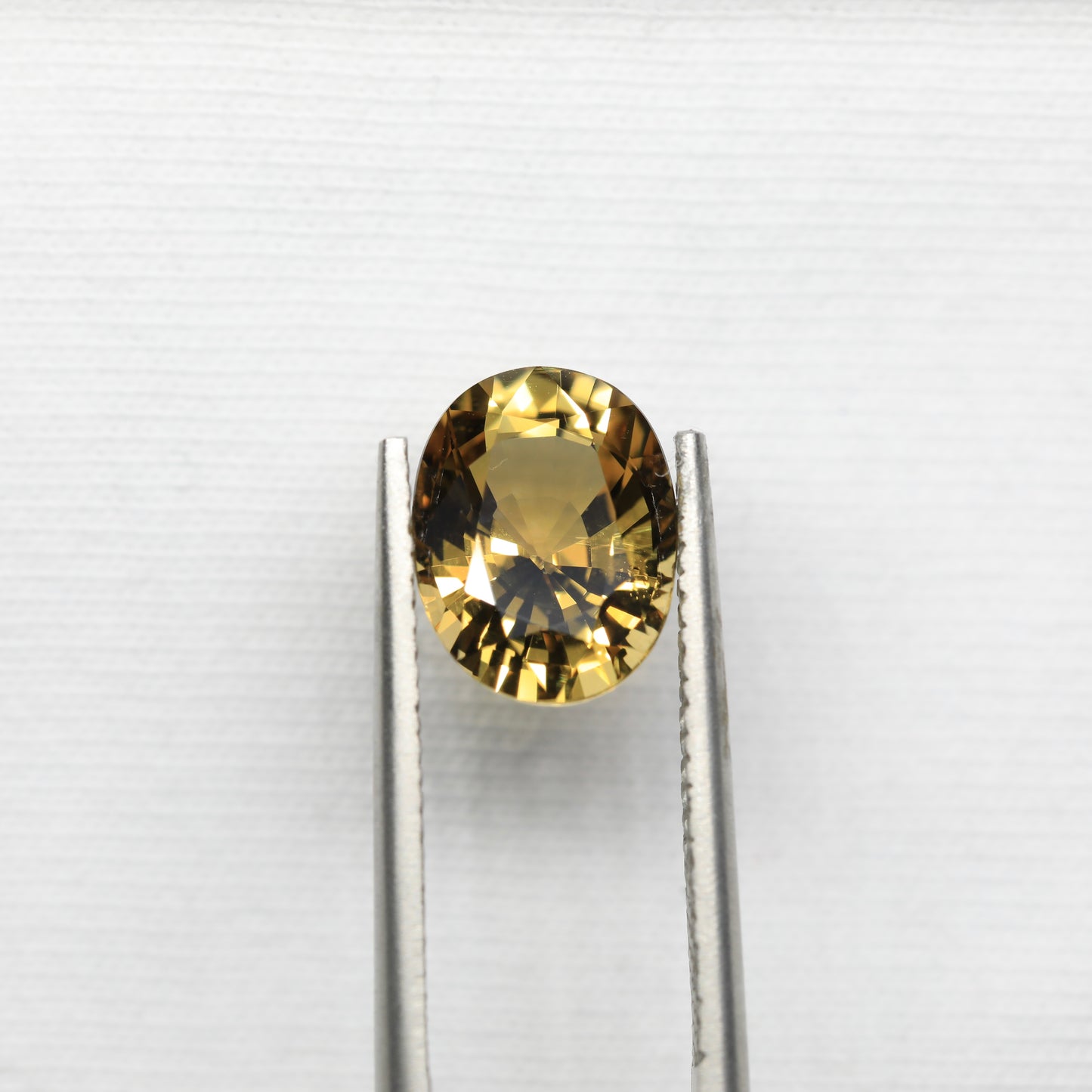 Natural Honey Chrysoberyl From Colombo, Sri-Lanka