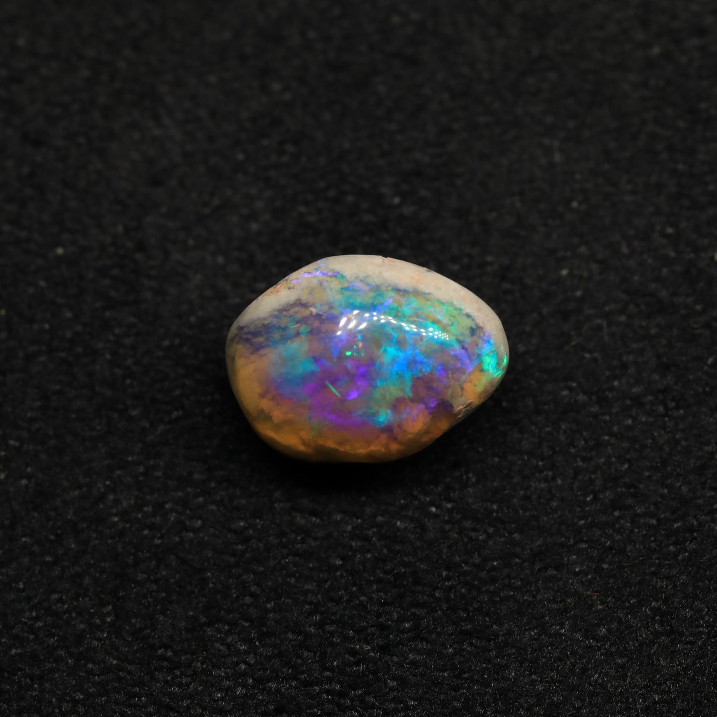 Crystal Opal From Lightning Ridge, Australia
