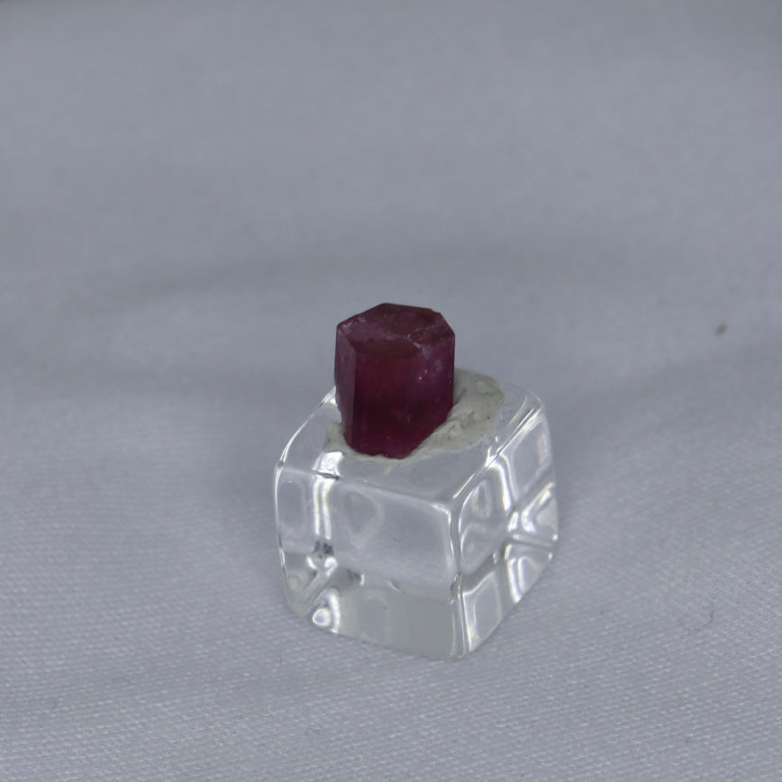 Bixbite(Red Beryl) Crystal Specimen From The Wah Wah Mountains,Utah,USA