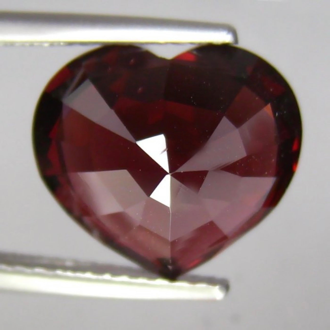 Pigeon Blood Spinel No Heat Lotus Certificate From Myanmar, Burma