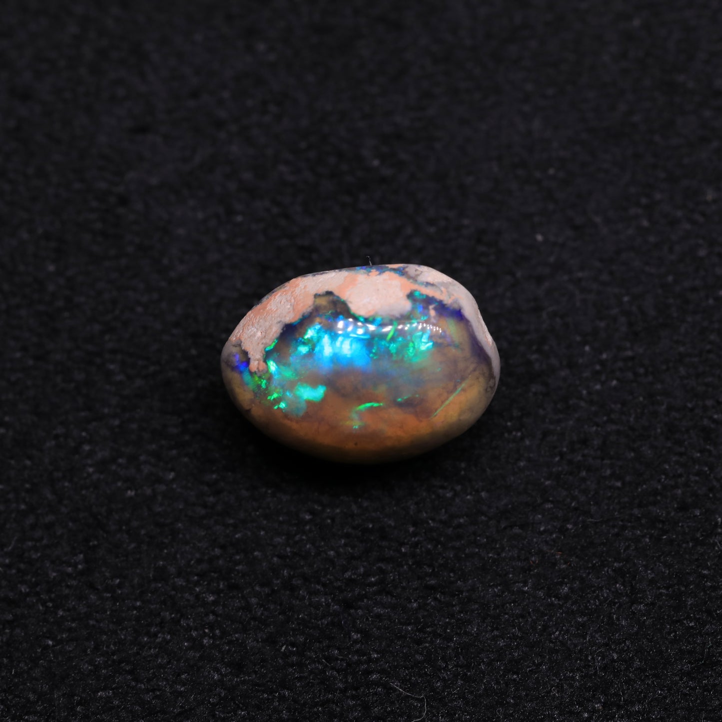 Crystal Opal From Lightning Ridge, Australia