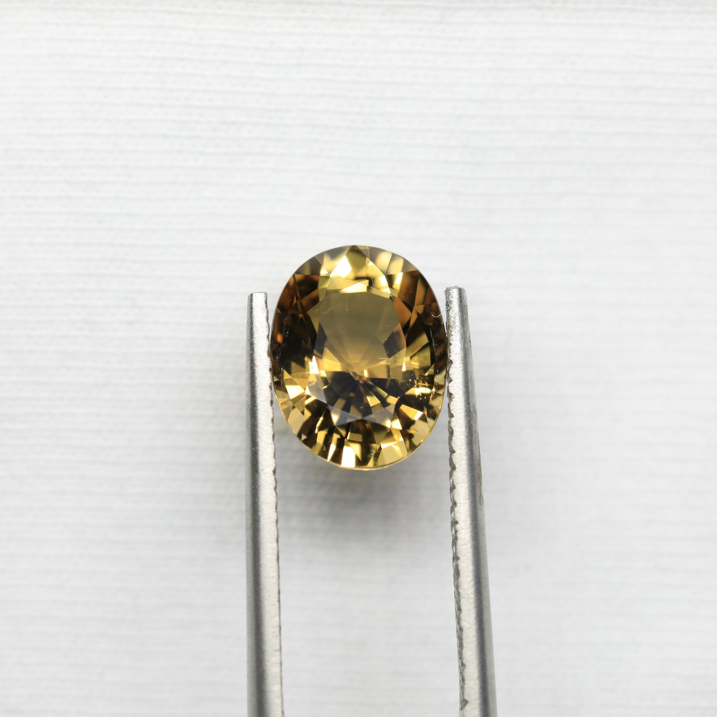Natural Honey Chrysoberyl From Colombo, Sri-Lanka