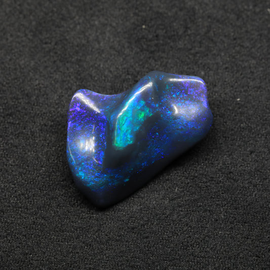 Black Opal Carving From Lightning Ridge, Australia