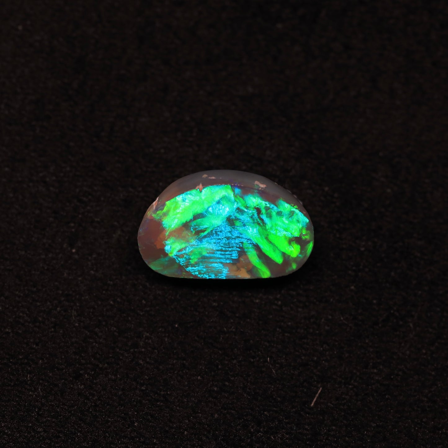 Dark Crystal Opal With Rare Pattern From Lightning Ridge, Australia