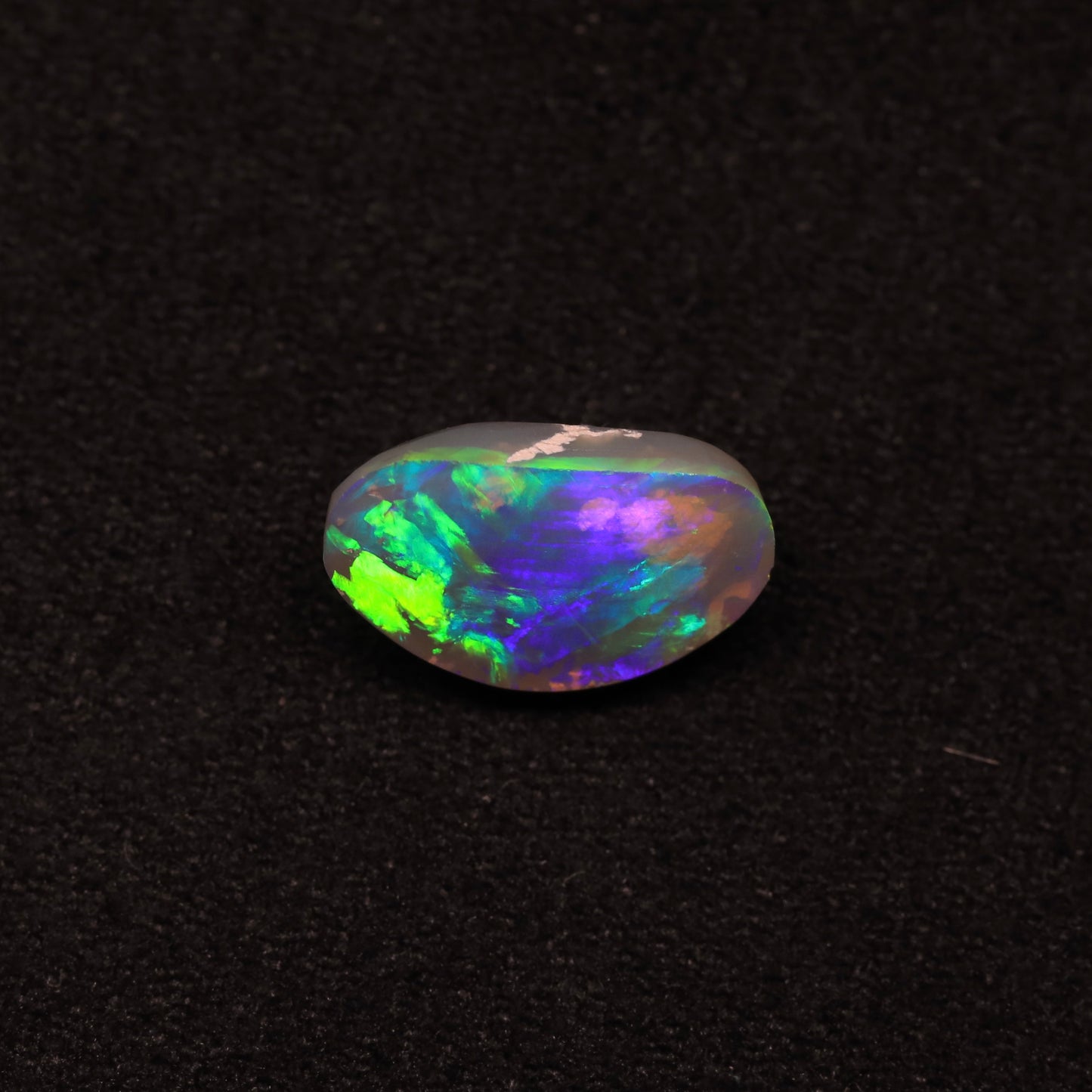Dark Crystal Opal With Rare Pattern From Lightning Ridge, Australia