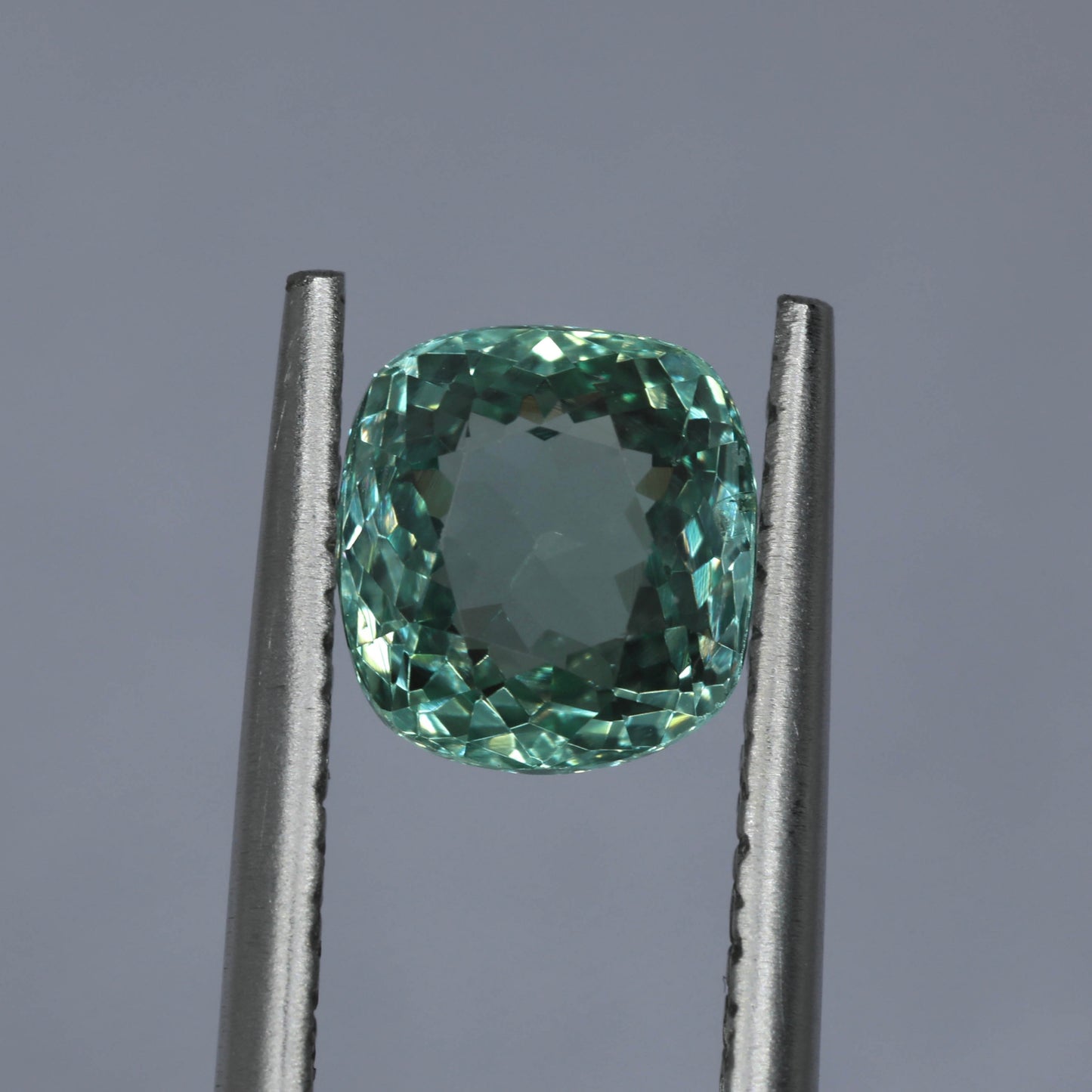 Natural Alexandrite Vivid Color Change IGI Certified Unique Gem From Orissa, India