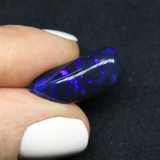Black Opal From Lightning Ridge, Australia