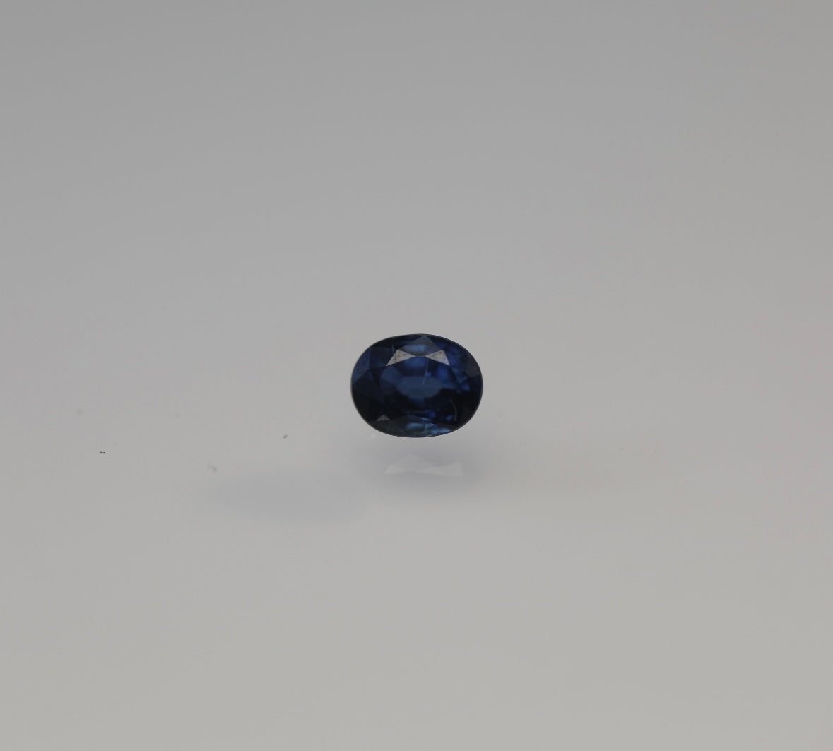 Royal Blue Sapphire Gemstone From Kashmir