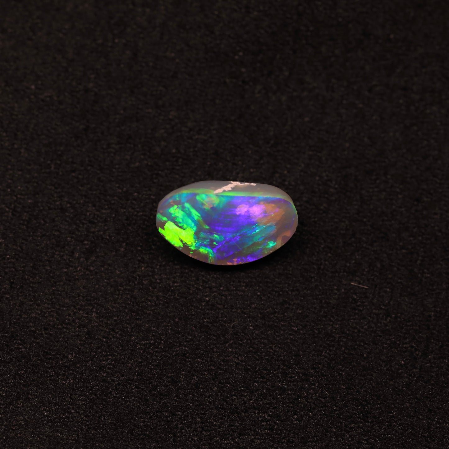 Dark Crystal Opal With Rare Pattern From Lightning Ridge, Australia