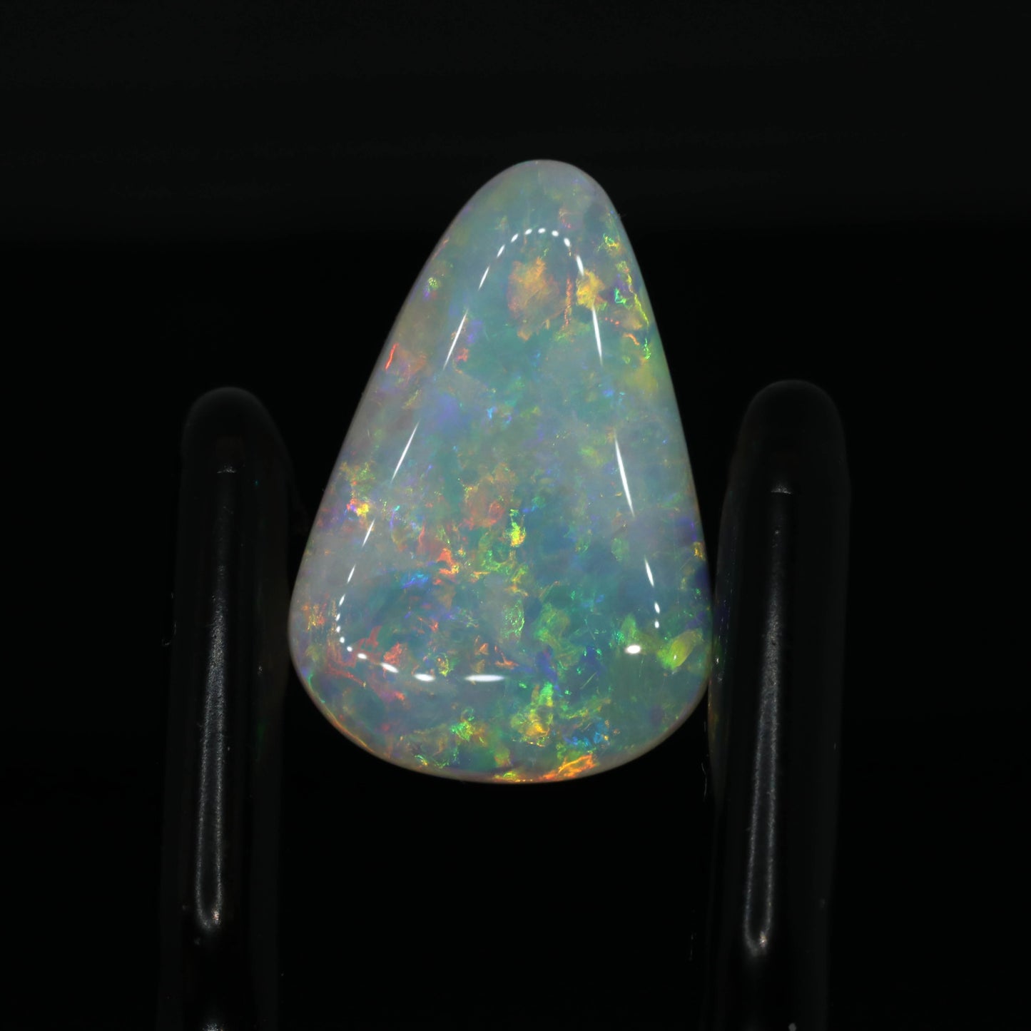 Unique Crystal Opal From Lightning Ridge, Australia
